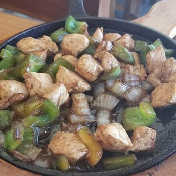 Rincón Poblano - Chicken tacos? A real let down. More like a fajita but not tasty at all - Bars Near Me - Tulum, ROO