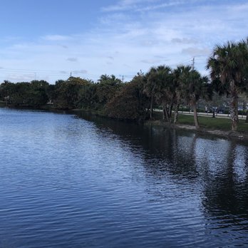 Lake Walk - Pelican Lake - Hiking Near Me - Juno Beach, Florida Lake Walk - Pelican Lake - Hiking Near Me - Juno Beach, Florida
