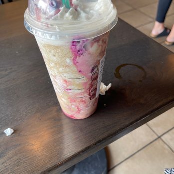 Starbucks - Coffee & Tea Near Me - Riverside, California Starbucks - Coffee & Tea Near Me - Riverside, California