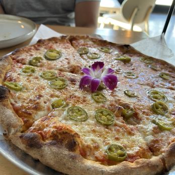 Amore Mio Pizza - Cheese pizza with jalapeños and buffalo mozzarella cheese - Pizza Near Me - Garner, North Carolina