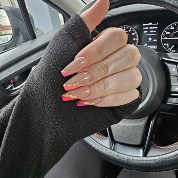 US Nails - Renton - Nail Salons Near Me - Renton, Washington