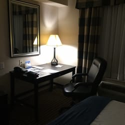 Holiday Inn Express & Suites Newmarket