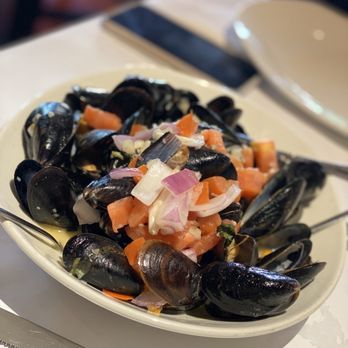 Bonefish Grill - Mussels Josephine (PEI) - Seafood Near Me - Miami, Florida Bonefish Grill - Mussels Josephine (PEI) - Seafood Near Me - Miami, Florida
