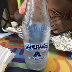 Frido Ice Cream Shop - Sparkling water