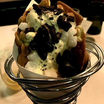 Anthem - Bubble waffle dessert - American Near Me - Austin, Texas Anthem - Bubble waffle dessert - American Near Me - Austin, Texas