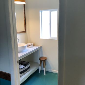 Cambria Beach Lodge - Hotels Near Me - Cambria, California