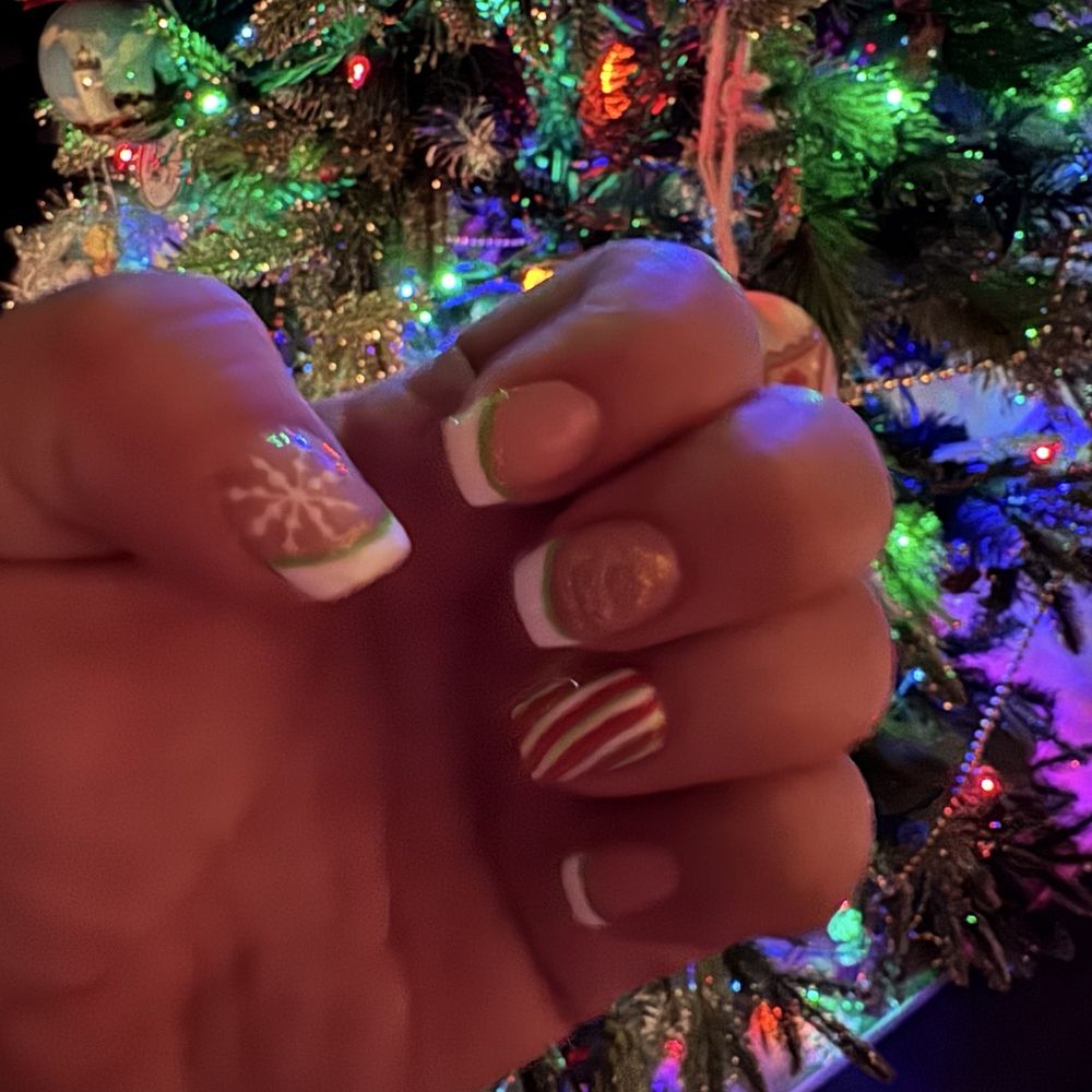 V Nail And Beauty - Nail Salons Near Me - Eau Claire, Wisconsin V Nail And Beauty - Nail Salons Near Me - Eau Claire, Wisconsin
