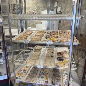 Pastry Box - Bakeries Near Me - Plainville, Massachusetts