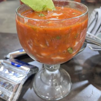 Holbox - Coctel Mixto - Latin American Near Me - Los Angeles, California
