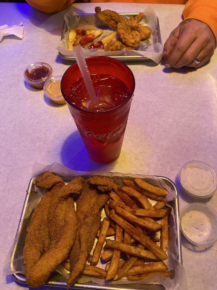 Social spots from Pier 88 Boiling Seafood & Bar