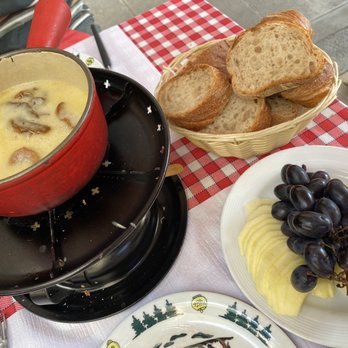 Auberge de Savièse - Mushroom fondue with side of apples and grapes - Swiss Food Near Me - Geneva, GE