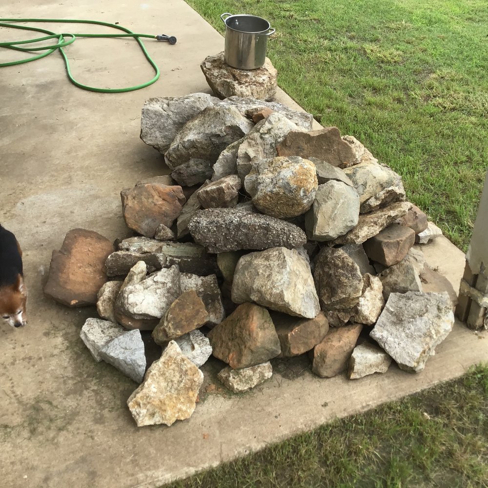 Red Dirt Land Management - Rocks. - Landscaping Near Me Red Dirt Land Management - Rocks. - Landscaping Near Me