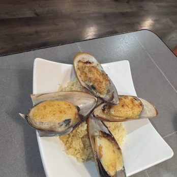 Satsuma Sushi - Baked Mussels(4) - Japanese Near Me - Mountain View, California Satsuma Sushi - Baked Mussels(4) - Japanese Near Me - Mountain View, California