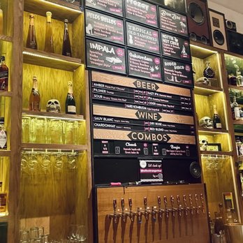 Hello Stranger - Bars Near Me - Oakland, California