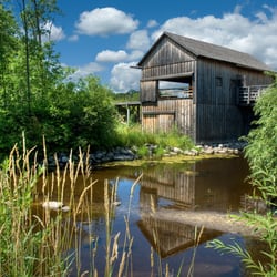 Wade House - The up-and-down saw in the Herrling Sawmill is powered by the Mullet River