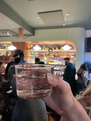 Bar April Jean by null