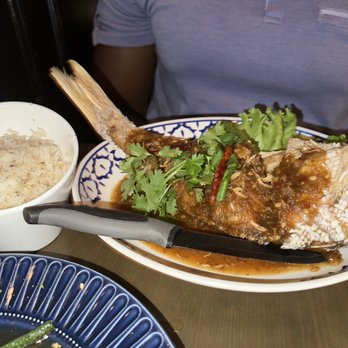 Nora Thai - Tamarind Whole Fish and Garlic Rice - Thai Near Me - Brooklyn, New York Nora Thai - Tamarind Whole Fish and Garlic Rice - Thai Near Me - Brooklyn, New York