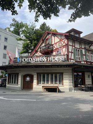 Old Swiss House by null