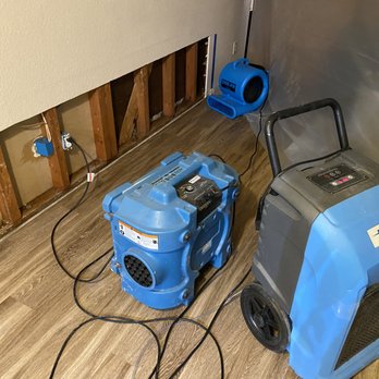 Pristine Restoration - Living Room Dryout - Damage Restoration Near Me Pristine Restoration - Living Room Dryout - Damage Restoration Near Me