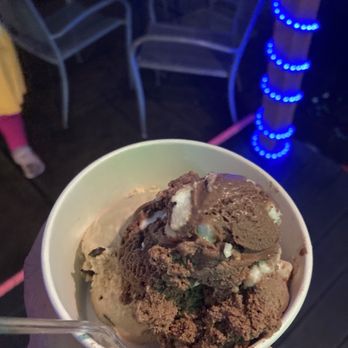 C.C Espresso and Ice Creamery - Rocky road and espresso explosion ice cream. Yum!! - Coffee & Tea Near Me - Duvall, Washington