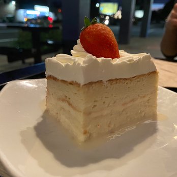 Pambiche - Tres leches cake - Must have! - Cuban Near Me - Portland, Oregon Pambiche - Tres leches cake - Must have! - Cuban Near Me - Portland, Oregon