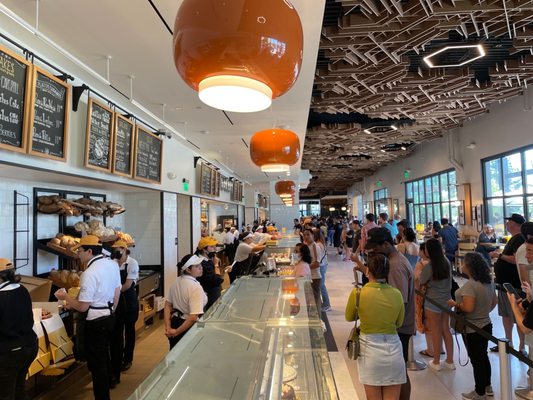 Porto's Bakery and Cafe by null
