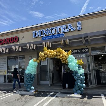 Ding Tea - Bubble Tea Near Me - Carson, California