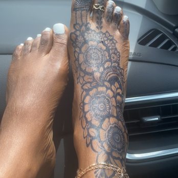 Henna By Aari - Henna foot tattoo @Hennabyaari - Henna Artists Near Me Henna By Aari - Henna foot tattoo @Hennabyaari - Henna Artists Near Me