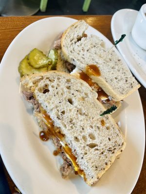 MGM Roast Beef by null