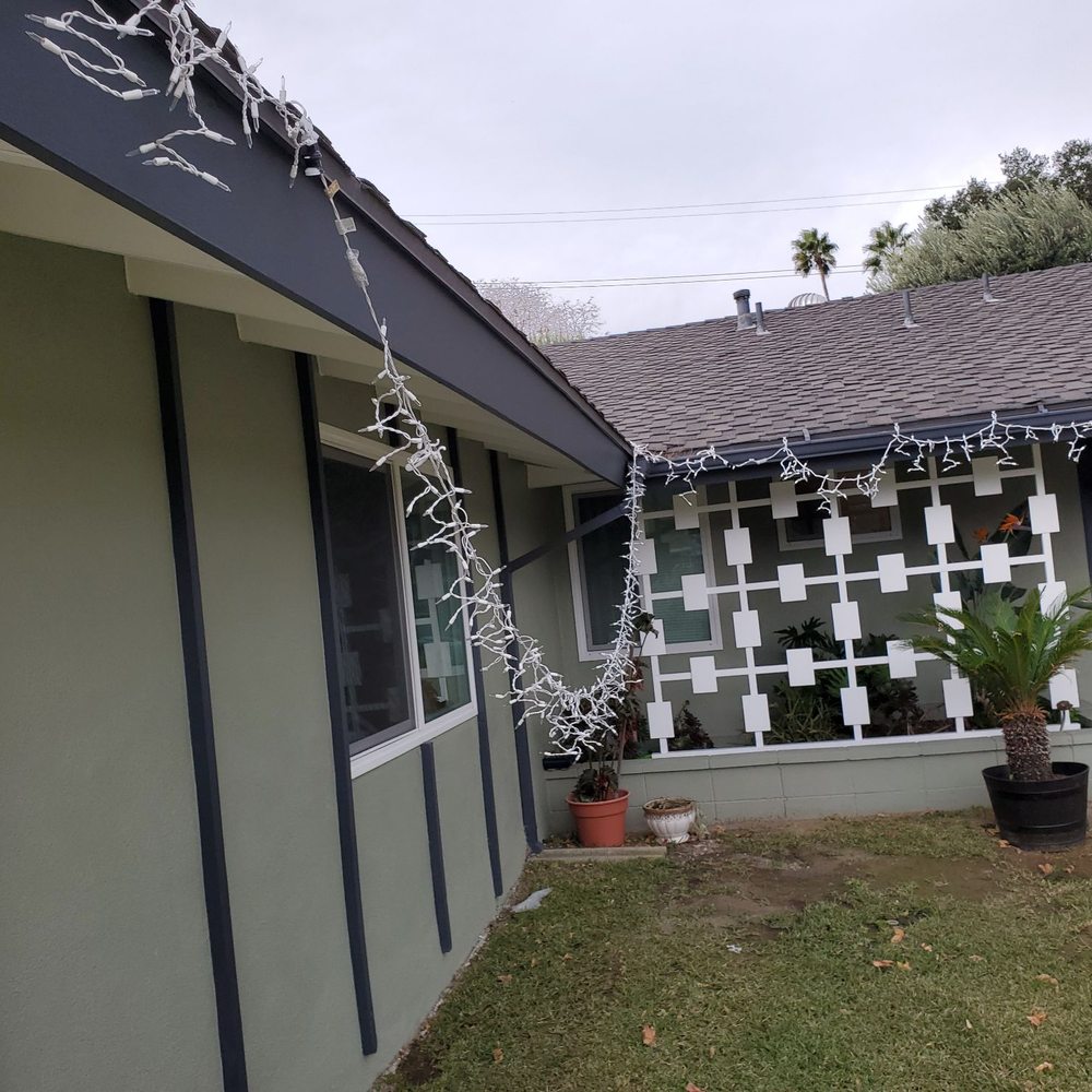Coastal Holiday Lights - Do not use this company - Lighting Fixtures & Equipment Near Me - Orange, California Coastal Holiday Lights - Do not use this company - Lighting Fixtures & Equipment Near Me - Orange, California