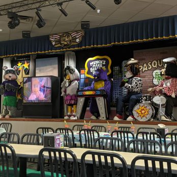 Chuck E. Cheese - Birthday Seating Area - Pizza Near Me - Pasadena, California
