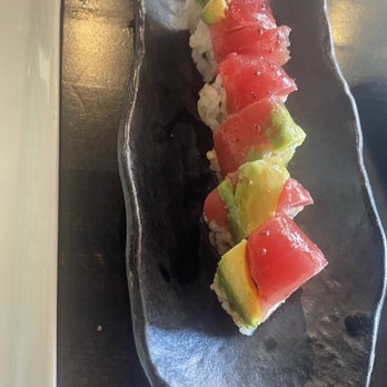 Shiki Sushi - Hawaiian Roll - Sushi Bars Near Me - Studio City, California Shiki Sushi - Hawaiian Roll - Sushi Bars Near Me - Studio City, California