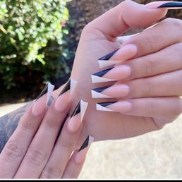Acrylic nails