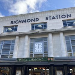 Richmond Tube & Railway Station