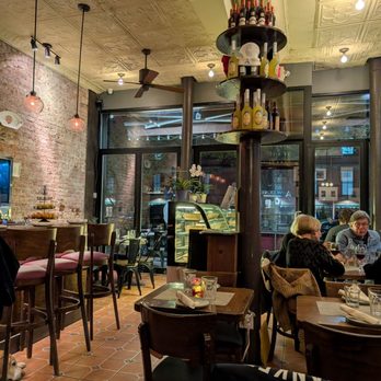 Arco Cafe - Dining room - Sardinian Near Me - New York, New York