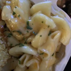 Ruby Jewels Catering - Close up of the Mac and cheese