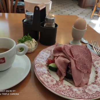 Hotel Krone - Breakfast - Hotels Near Me - Munich, BY Hotel Krone - Breakfast - Hotels Near Me - Munich, BY