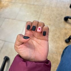 NN Nails
