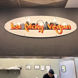 ELITE BURGER-STL - Awesome goldmine/pot of gold in the Mall food court!!!
