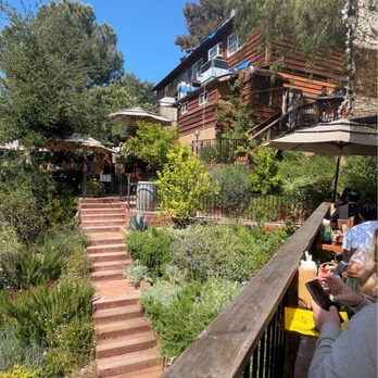 Cafe on 27 - Breakfast & Brunch Near Me - Topanga, California