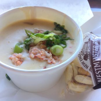 Circle Hook Fish - Seafood chowder (crab & lobster) - outstanding! - Seafood Near Me - Newport Beach, California
