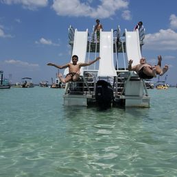3 slides pontoon