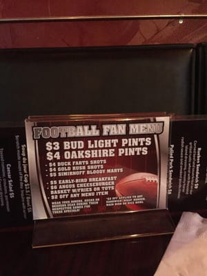 Suki's Bar & Grill by null