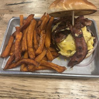 Street Burger By Gordon Ramsay - Backyard with added - Burgers Near Me - Washington, DC, District of Columbia Street Burger By Gordon Ramsay - Backyard with added - Burgers Near Me - Washington, DC, District of Columbia