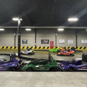 Play and Spin - Arcades Near Me - Niles, Illinois