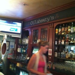 Paddy O'Flaherty's Pub & Eatery - Nice bar.