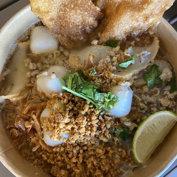 Sen Thai Noodle Bar - Tom yum - Noodles Near Me - Irvine, California