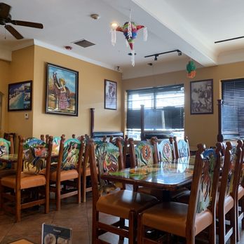 El Charro Mexican Restaurant - Dining area - Mexican Near Me - North Providence, Rhode Island