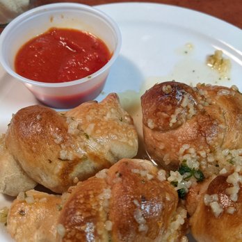 Giovanni's NY Pizza - Garlic knots - Italian Near Me - Leesburg, Virginia Giovanni's NY Pizza - Garlic knots - Italian Near Me - Leesburg, Virginia