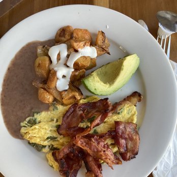 Angela's Cafe - Eagle Hill - Huevos poblanos - sub bacon instead of ham - Mexican Near Me - Boston, Massachusetts